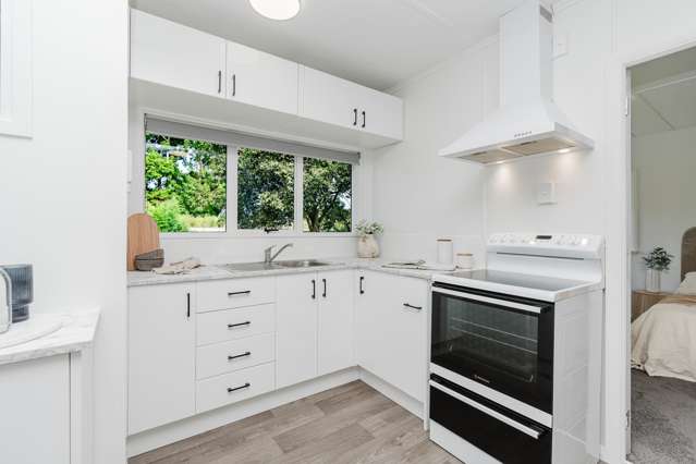 201 & 201A Hakanoa Street Huntly_3