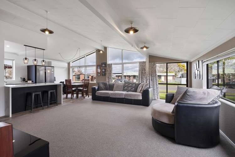 11 Ashdown Crescent Feilding_1