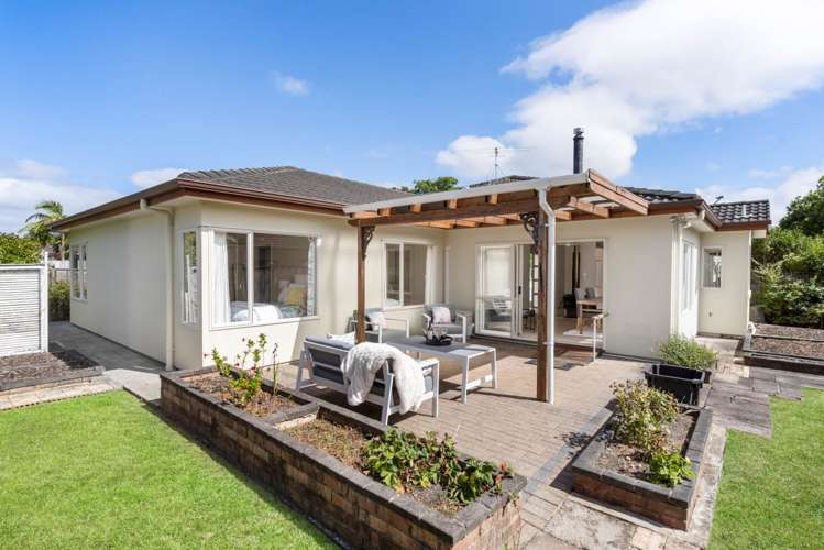 90 Hillwell Drive Henderson_17