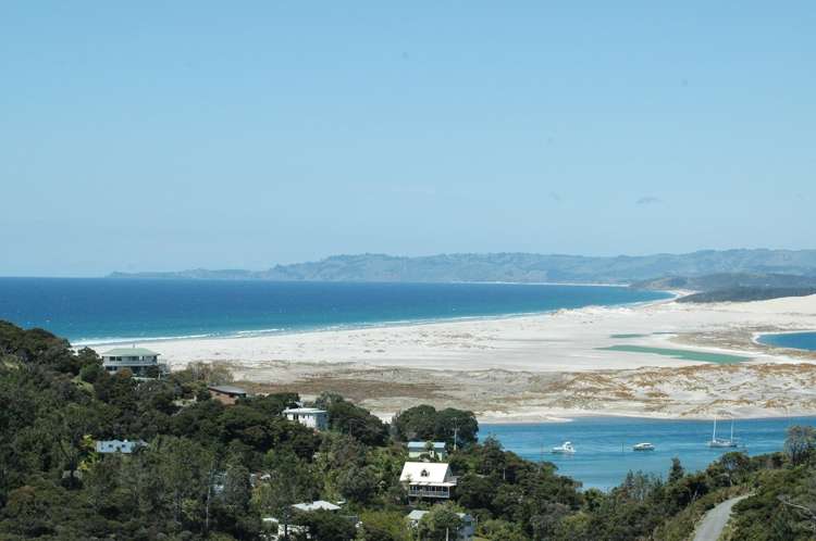 6 Cape Rodney Place Mangawhai Heads_6