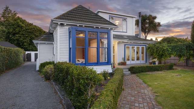 16 Knowles Street Merivale_1