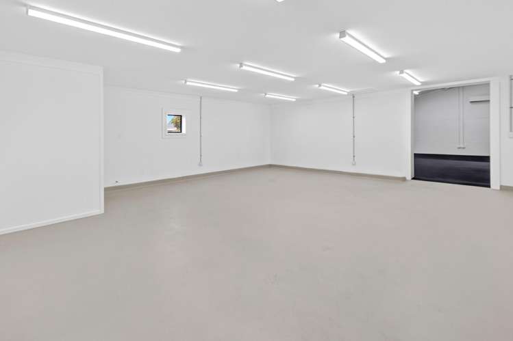 21 River Road Ngatea_5