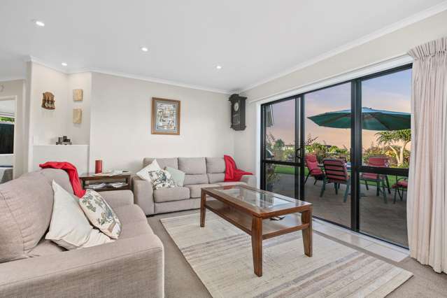 4 Orion Drive Welcome Bay_2