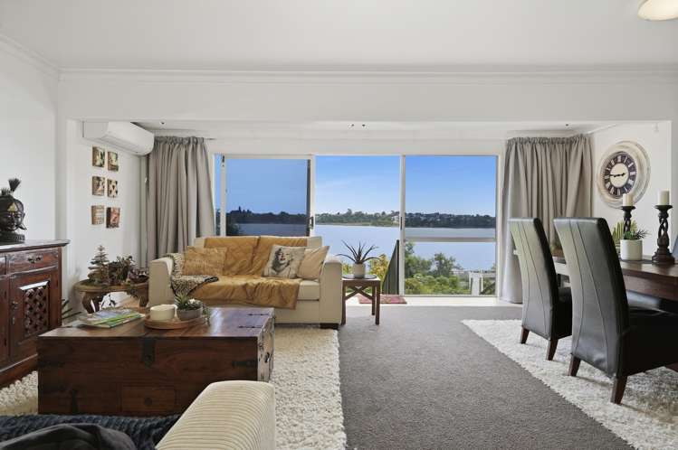 2/146 Spring Street_0