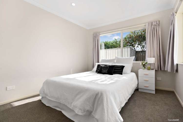 44 Constellation Avenue Beachlands_13