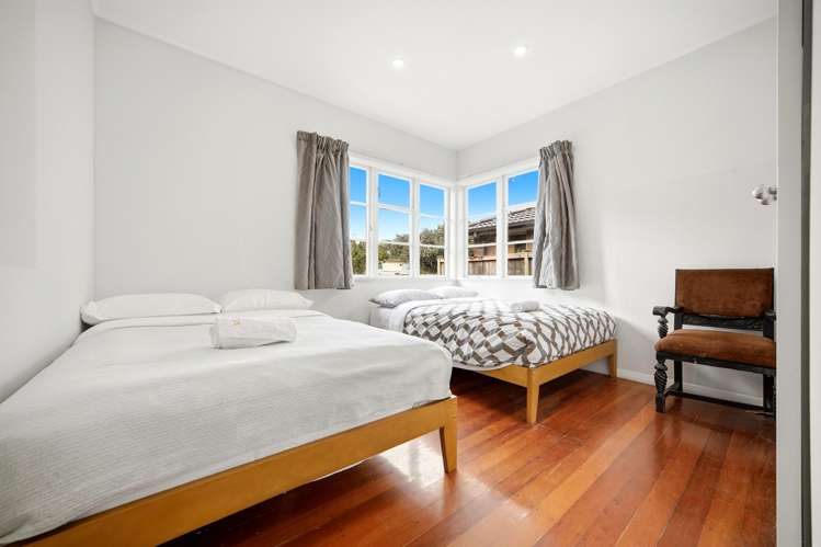 8 Renton Road Mt Albert_7