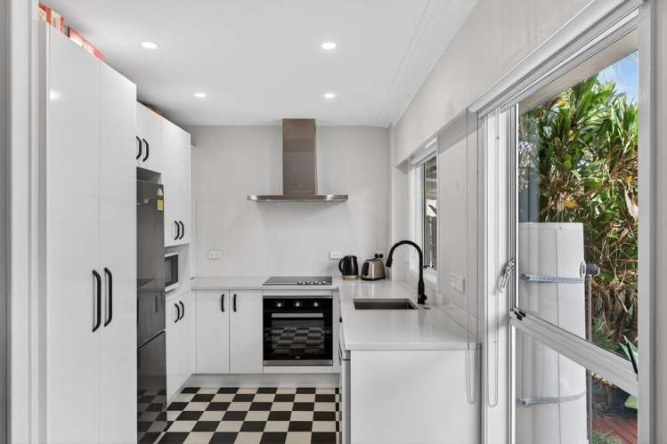 7/11 Alcock Street Mount Wellington_7