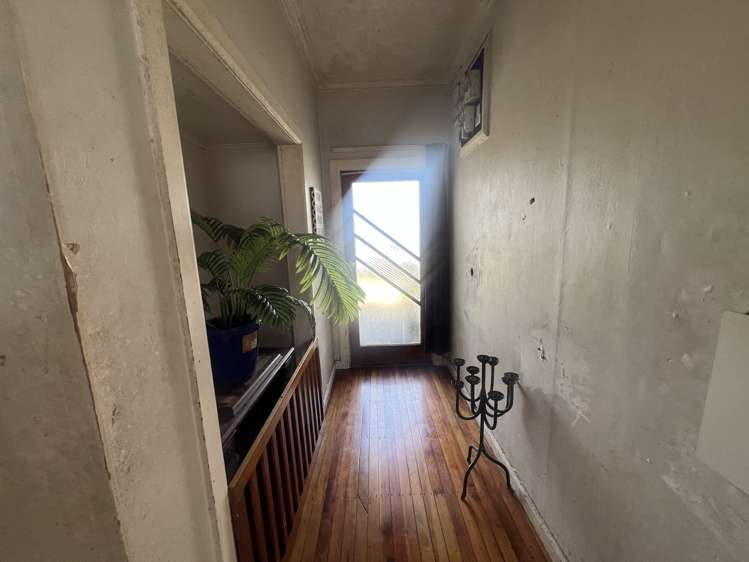 39 Christian Street Dannevirke_14