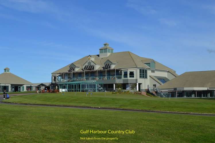 8 Parkview Drive Gulf Harbour_22