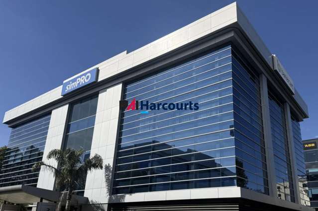 360 sqm Level 2 Top Quality Office