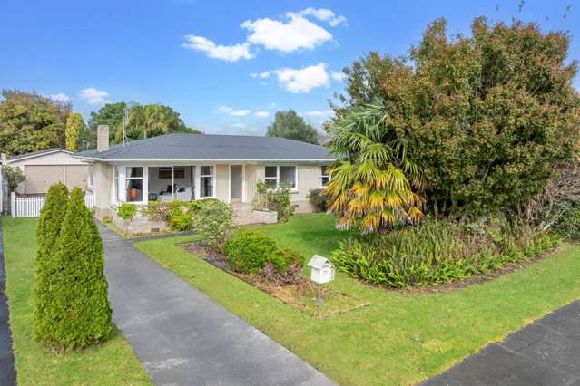 SOLID HOME - FREEHOLD 708 m2 CLOSE TO TOWN!