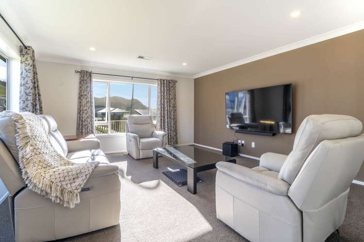 1 Hattersley Grove Churton Park_15