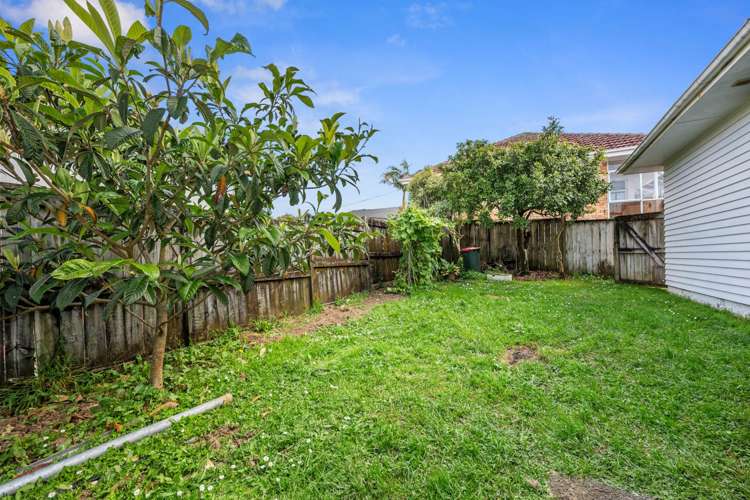 27 Kokiri Street Te Atatu South_18