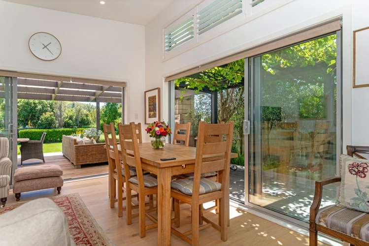 6 Ferris Crescent Wainui_9