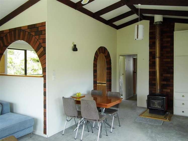 39 Belvue Bay Road Havelock_9