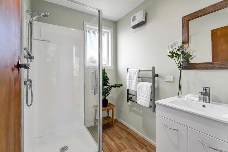 6 Wiremu Place Blagdon_15