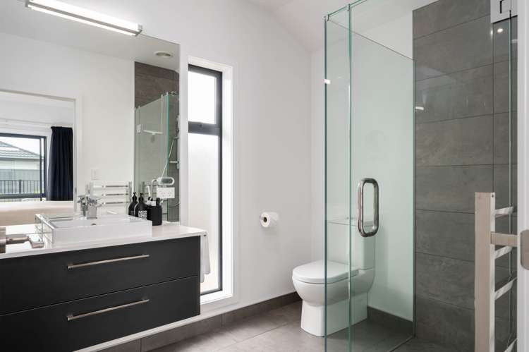 12 Benmore Place Poraiti_14