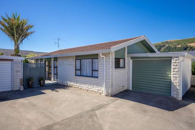 An Easy Step into the City Market