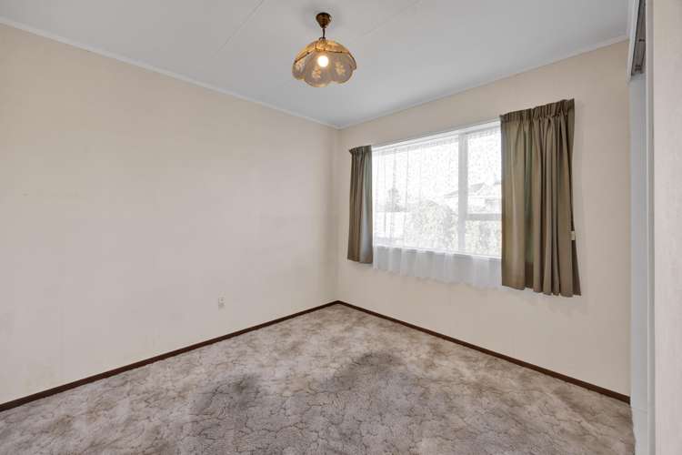 198 Waihi Road Hawera_11