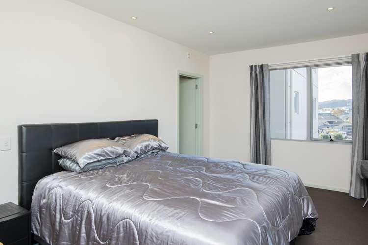 11/90 Customhouse Street Gisborne_5