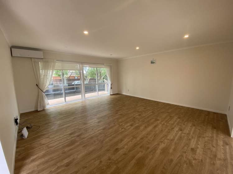 2/413 Richardson Road Mount Roskill_2