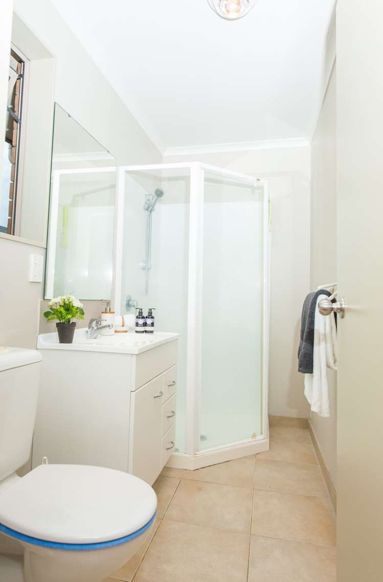 20 Leixlep Lane East Tamaki_10