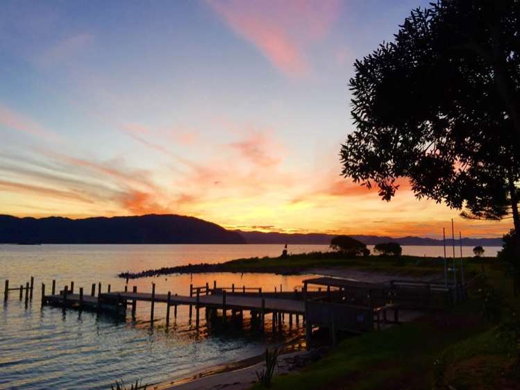 190 Pacific Ocean, Slipper Island (Whakahua) Thames_11