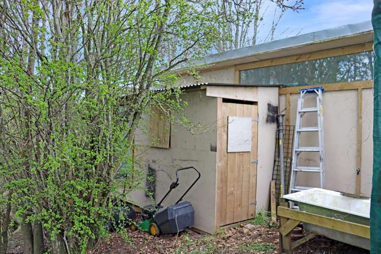 41 & 43 Johnston Road Nightcaps_6