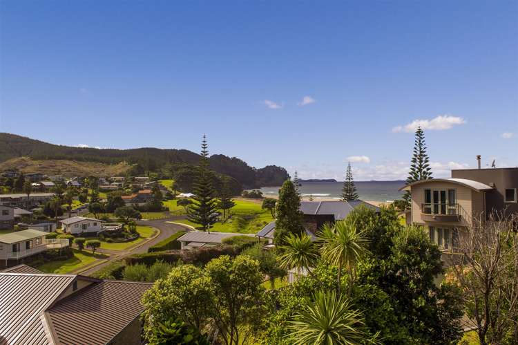 119 Oratia Place Onemana_28