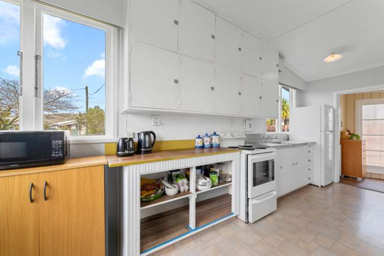 198 Maxwell Road 10706_1