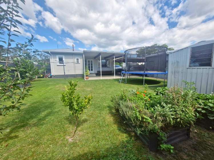 25 Station Road Whakatu_16