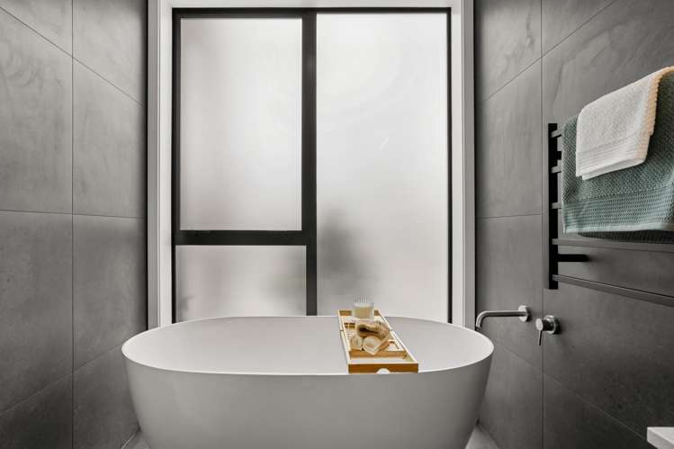 7 Mckenzies Shute Jacks Point_8