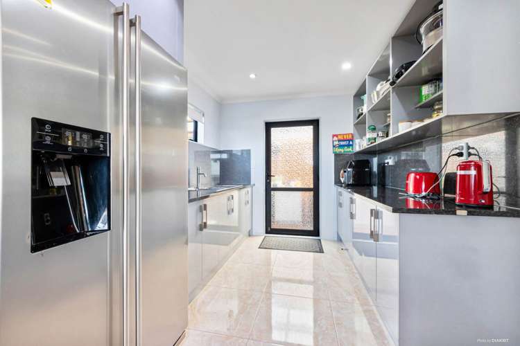 1/25a Aldersgate Road Hillsborough_9