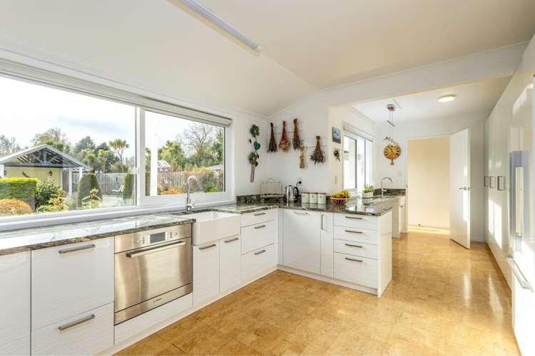 32 Harrison Road Winchester_8