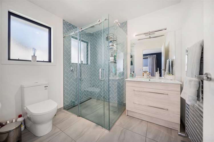 29 Myles Way Lower Shotover_13