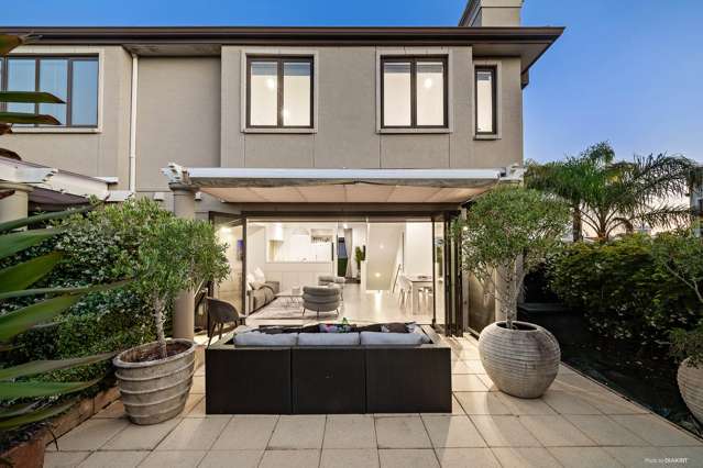 A Lifestyle Worth Bidding For