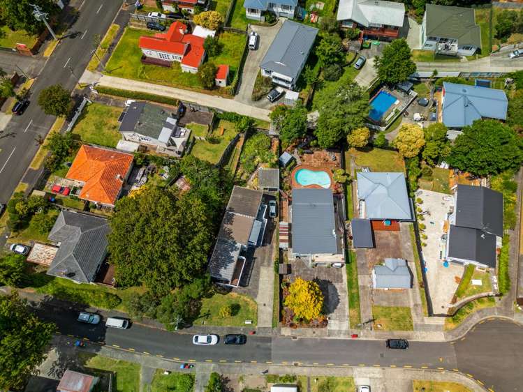 3/2 Waitati Place New Windsor_12