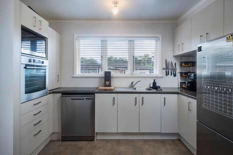 131a Portage Road New Lynn_11