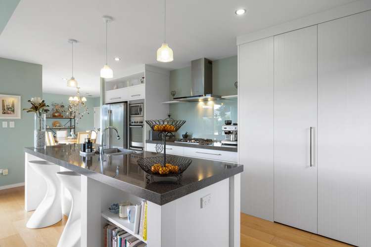 7 Gleneagles Way Waiwhakaiho_5