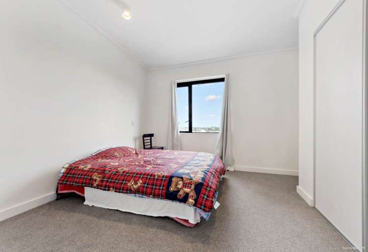 617/38 Mccrae Way New Lynn_4