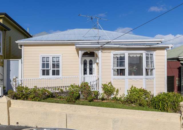 Charming Newtown Cottage