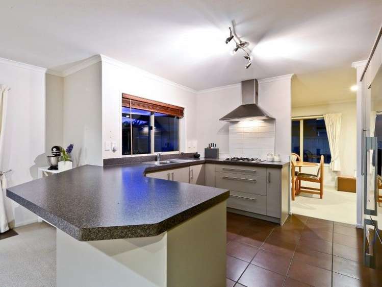 4 Rhys Avenue Huntington_8