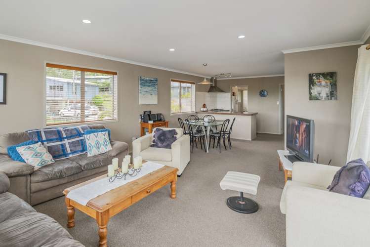53 Windsor Drive Tairua_7