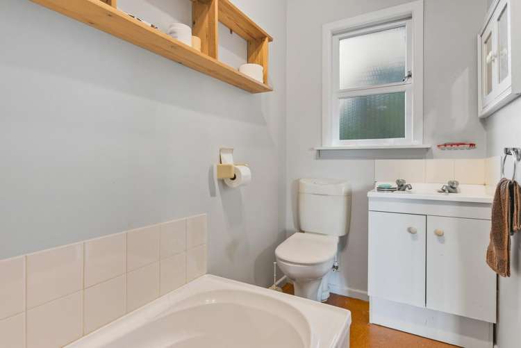 27 Clunie Avenue Raumati South_16