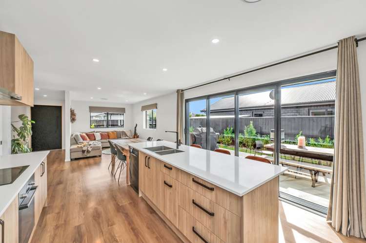 15 Cedric Place Darfield_9