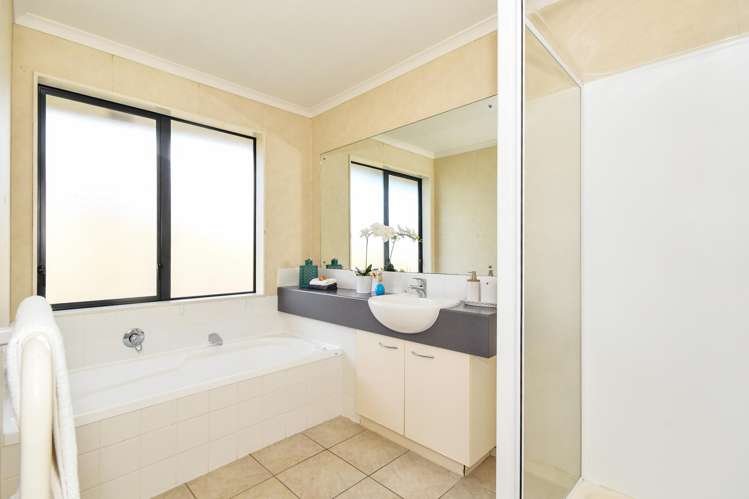 84 Redcastle Drive East Tamaki_10