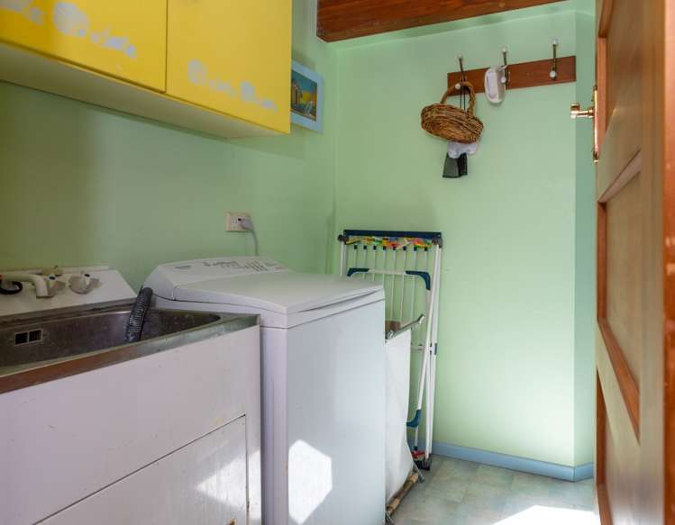 405 Onemana Drive Onemana_23