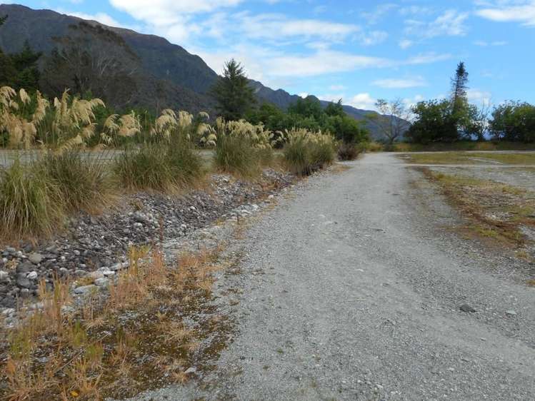 1350 Lake Brunner Road Inchbonnie_12