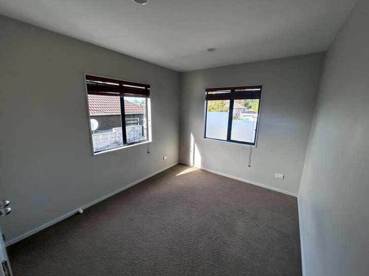 45 Onewa Road Northcote_14