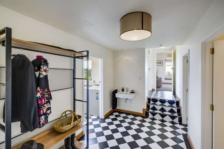 44 Busby Hill Havelock North_24